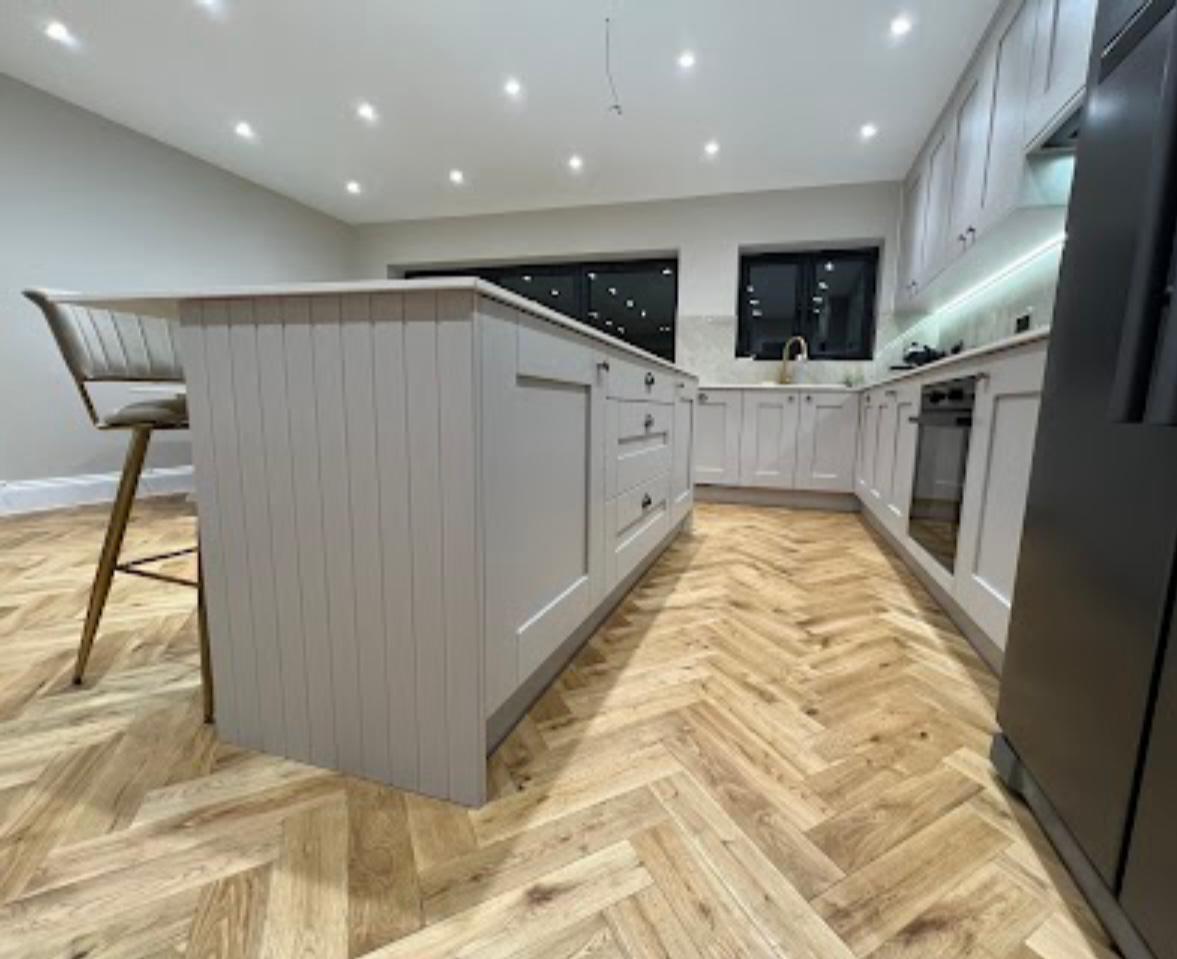 Herringbone lisi në kuzhinë moderne detaj i afërt